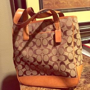 Coach hand bag