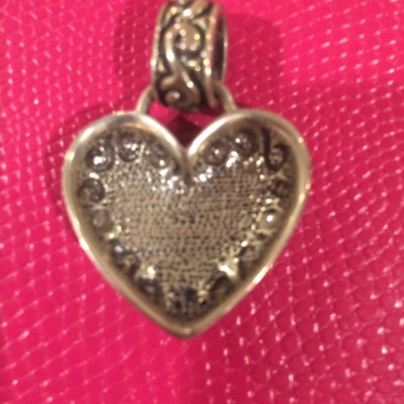 Pendent - Picture 2 of 4