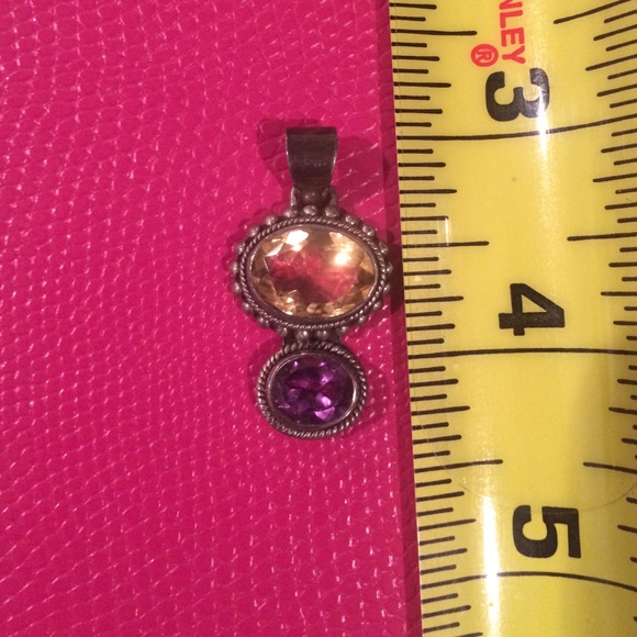 Pendent - Picture 3 of 3