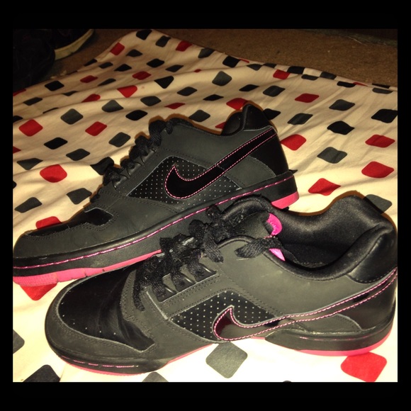 Black and Pink Nike Skate Shoes