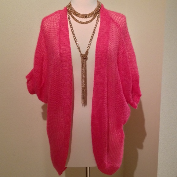 H&M Tops - H&M HOT PINK CARDIGAN!