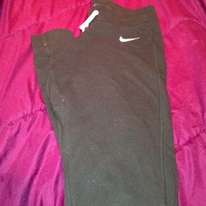 Nike skinny sweat pants | size small