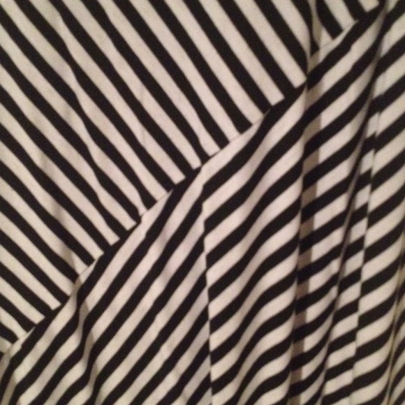 🍒 SOLD 🍒 - Picture 2 of 3