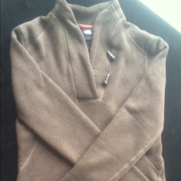 The North Face Pullover