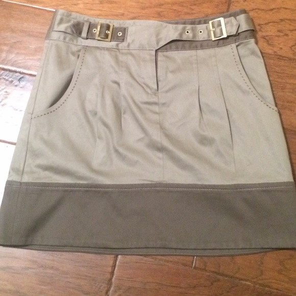 TED BAKER LONDON SKIRT SIZE 1 GORGEOUS!!!