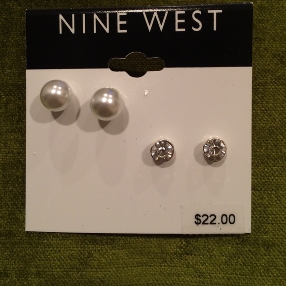 NINE WEST EARRINGS