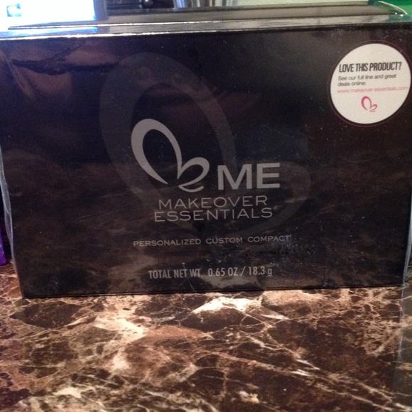 Me makeover essentials bundle! - Picture 3 of 4