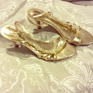 Sweet Seventeen Low Heels