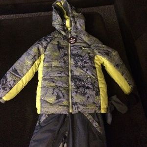 Kids snow suit