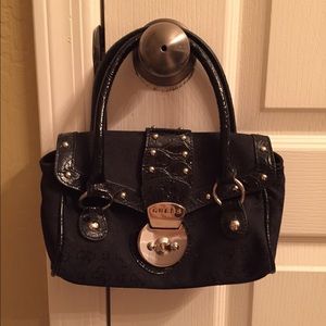 👛 small Guess purse 👛