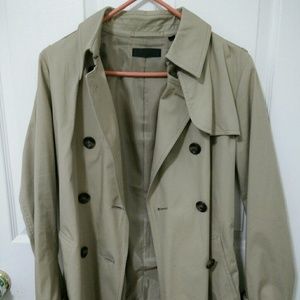 Trench coat