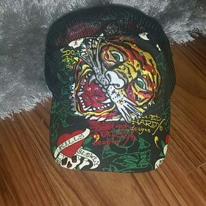 Ed Hardy tiger baseball cap.