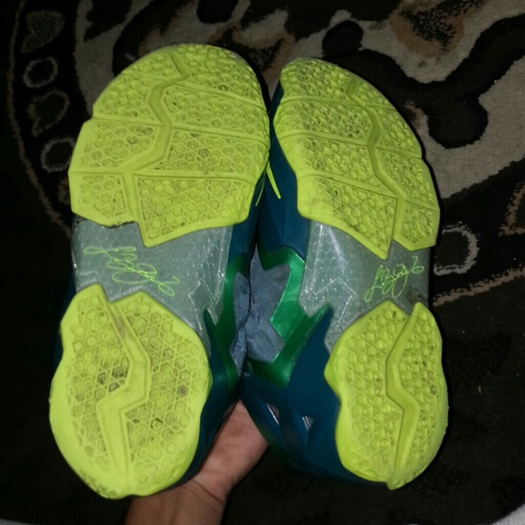 lebrons - Picture 4 of 4