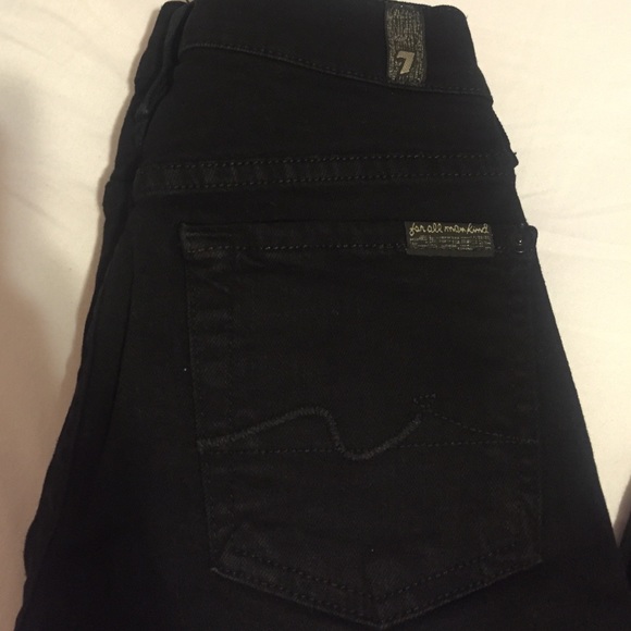 NWOT 7 for all mankind straight leg sz 24