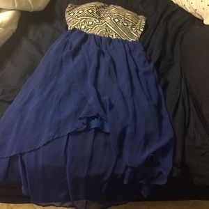 Super cute black white and blue dress