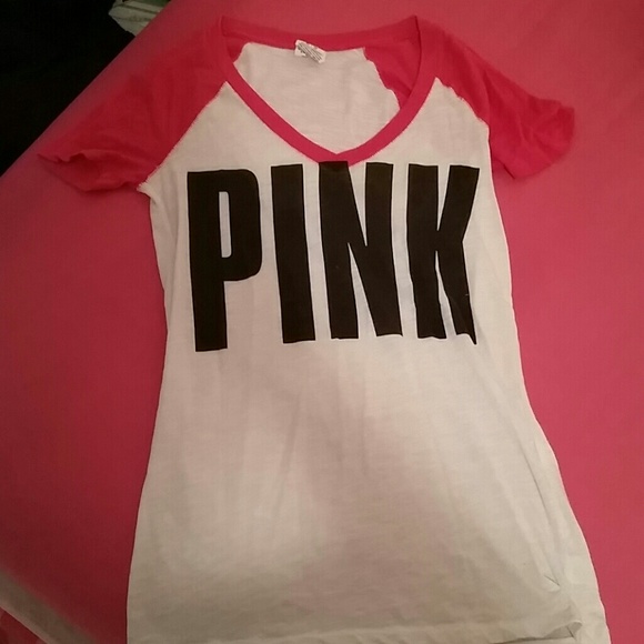 Vs Pink vneck