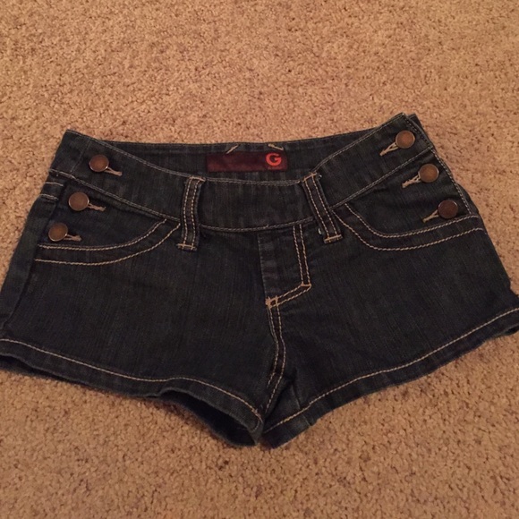 👖Guess shorts👖