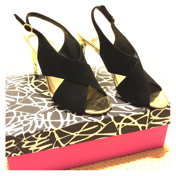 Diane Von Furstenberg open toe sling back heels!!