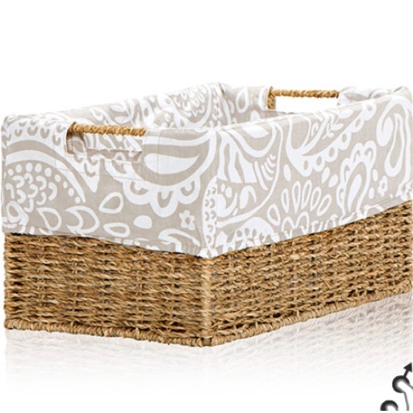 Cloth lined basket