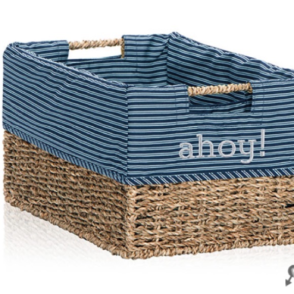 Cloth lined basket - Picture 2 of 3