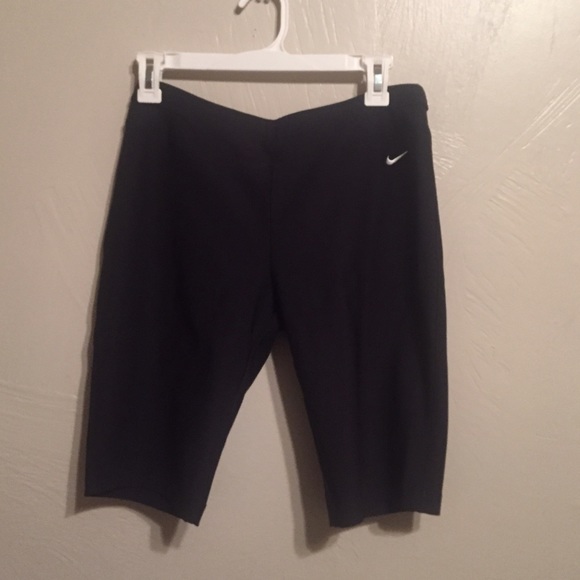 Brand new Nike dri-fit capris