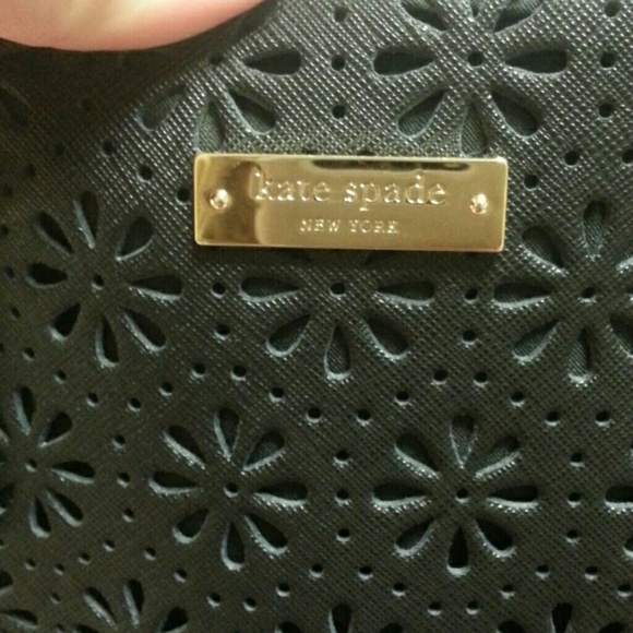 **SOLD**Kate Spade Cedar Street Maise Laser Bag** - Picture 2 of 4