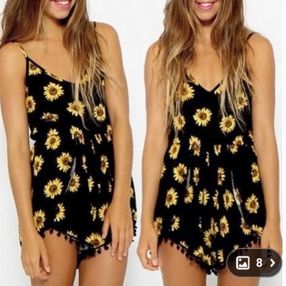 Sunflower romper 🌻🌻