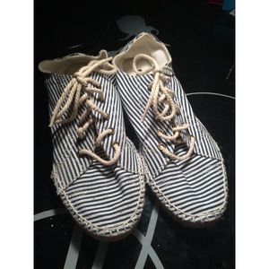 Nautical stripped shoes