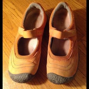 Orange Walking shoes