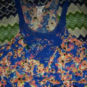Floral Ruffle/ crochet tank top