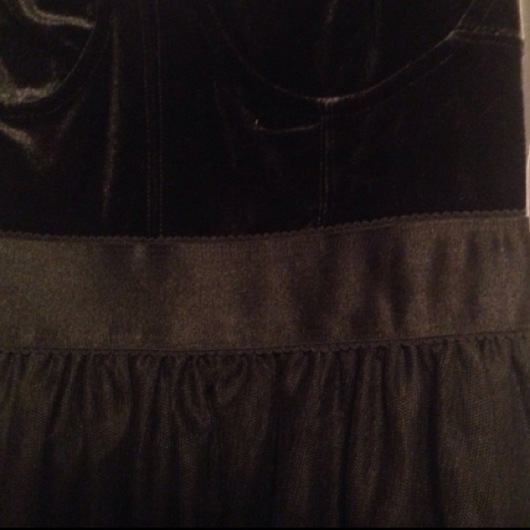 Black bustier ballerina dress from garage - Picture 3 of 3