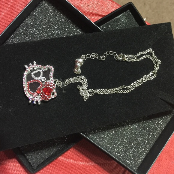 Hello kitty necklace - Picture 3 of 4