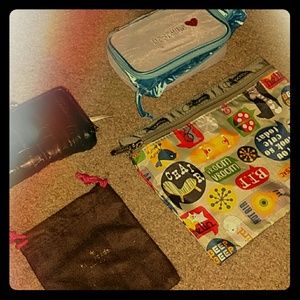 DESIGNER Pouches