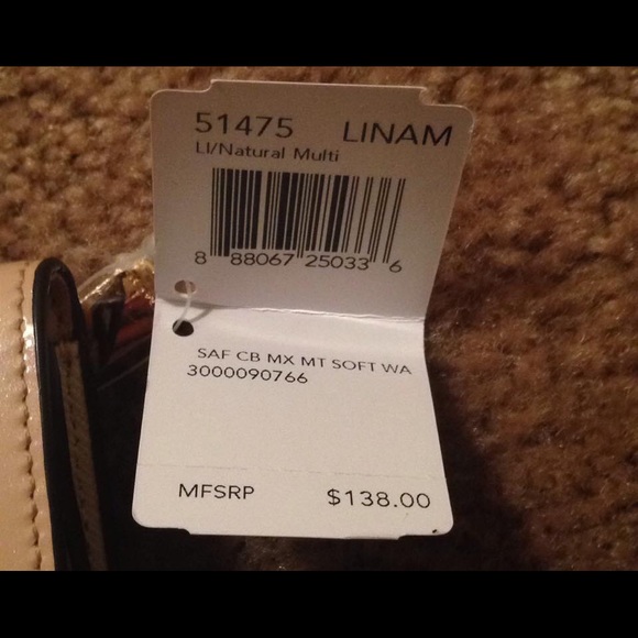 NWT Coach Wallet - Picture 3 of 3