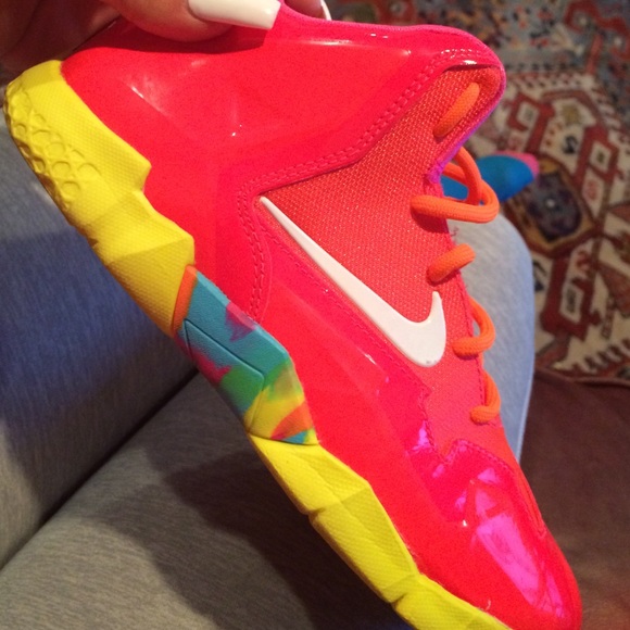 Lebrons - Picture 3 of 4