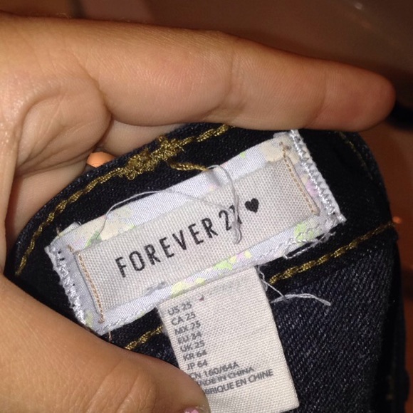 Black high waisted  shorts - Picture 3 of 3