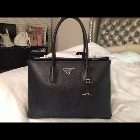 100% authentic prada purse.