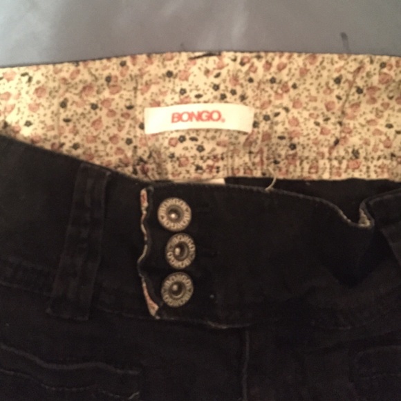 Black capri's - Picture 2 of 3