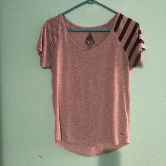 Volcom t-shirt