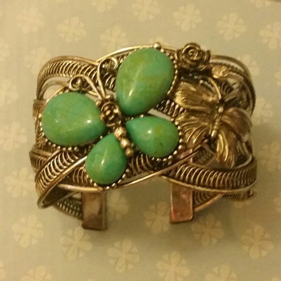 Costume jewelry super cute cuff