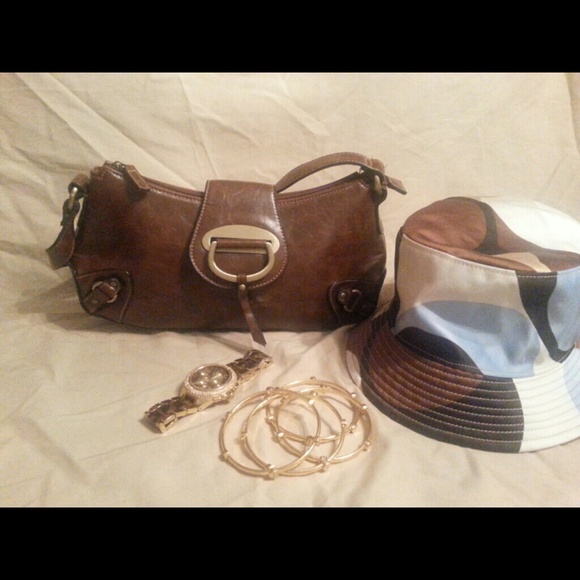 *Cute Small Brown Handbag* - Picture 1 of 4