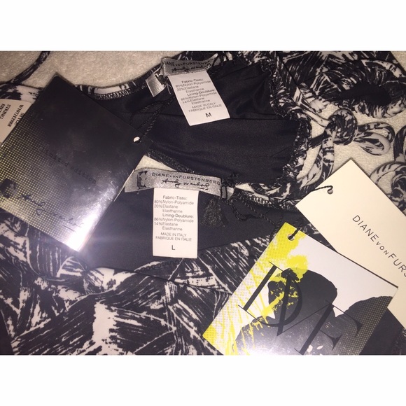 SOLD πHP 6/28π DVF and Andy Warhol Bikini - Picture 4 of 4