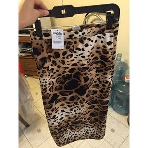Knee length cheetah skirt