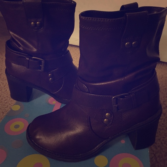 Brown booties