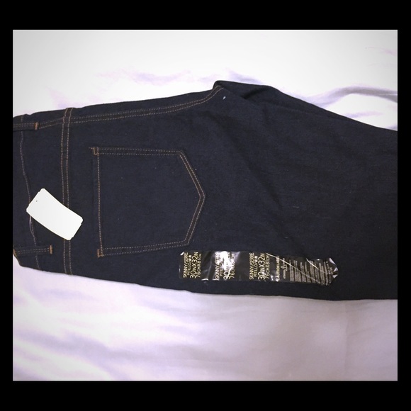 30x32 Dark Wash Jeans - Picture 1 of 1