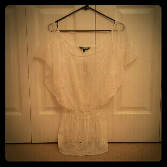 Flowy white top