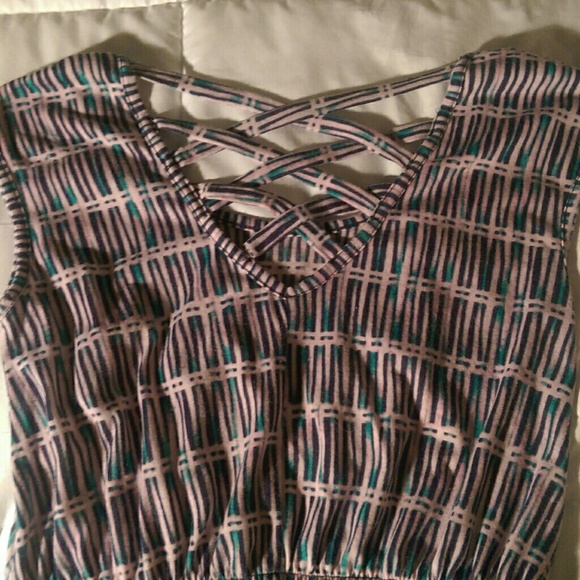 Delia's printed dress with crisscross back - Picture 3 of 3