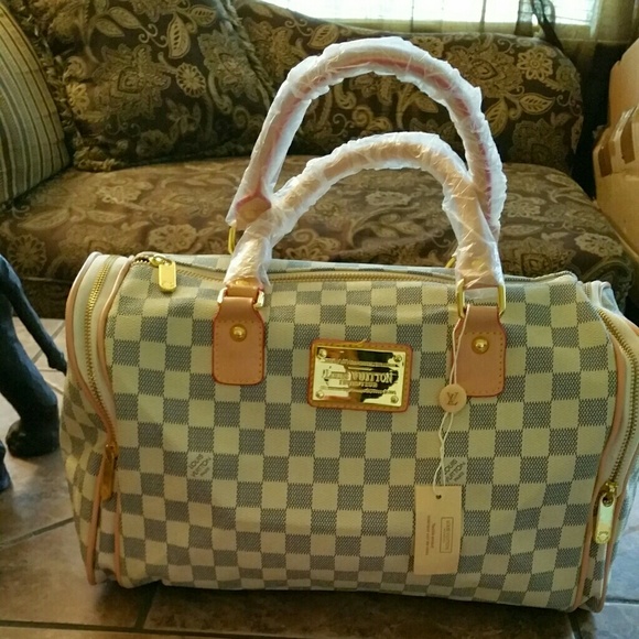 Beautiful  barrel bag