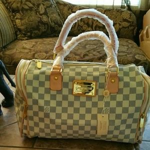 Beautiful  barrel bag