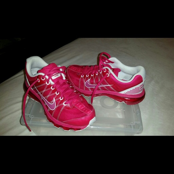 Hot Pink 6Y Nike Air Max